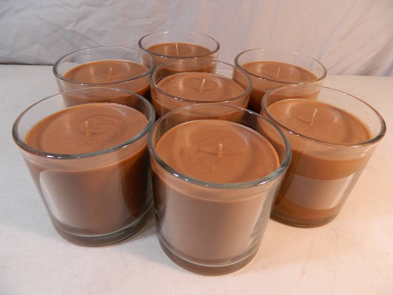 lot 82 image: 7 New Candles
