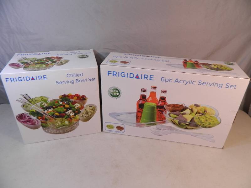 lot 86 image: 2 New Frigidaire Serving Items