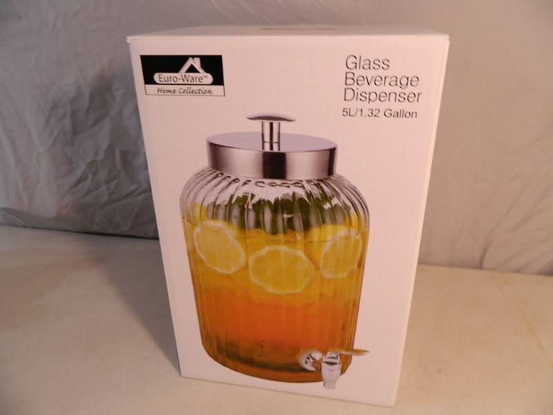 lot 88 image: New 1.32 Gallon Glass Beverage Dispenser