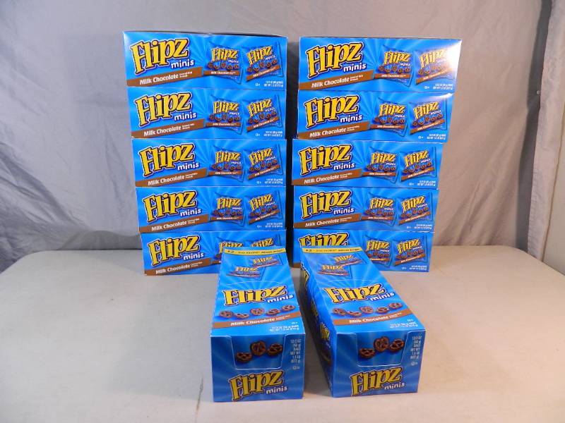 lot 92 image: 12 New Boxes of Flipz Minis