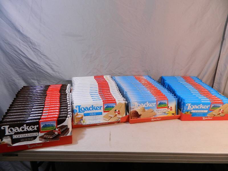 lot 112 image: 70 New Loacker Wafers with Filling
