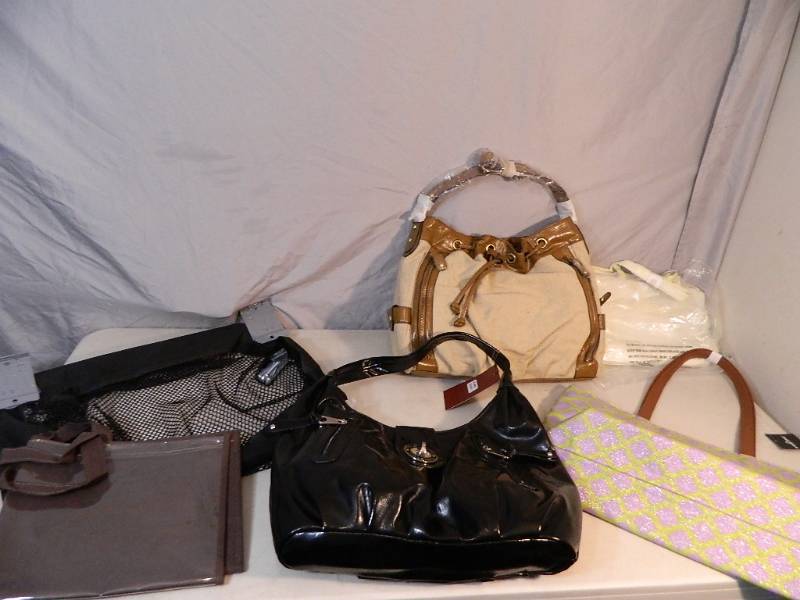 lot 156 image: New Bags, Purses, and More