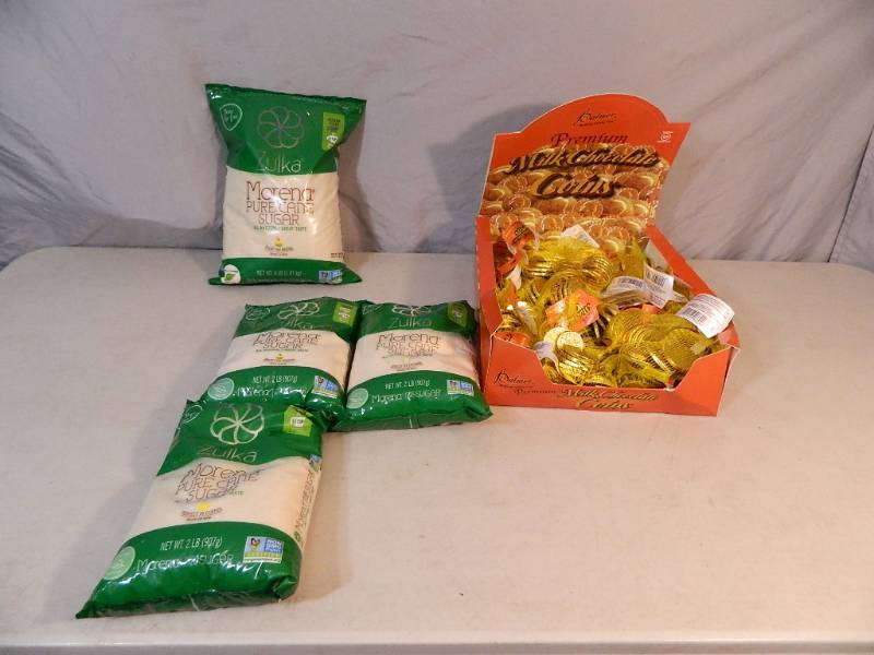 lot 189 image: New Pure Cane Sugar and New Gold Coins Chocolate