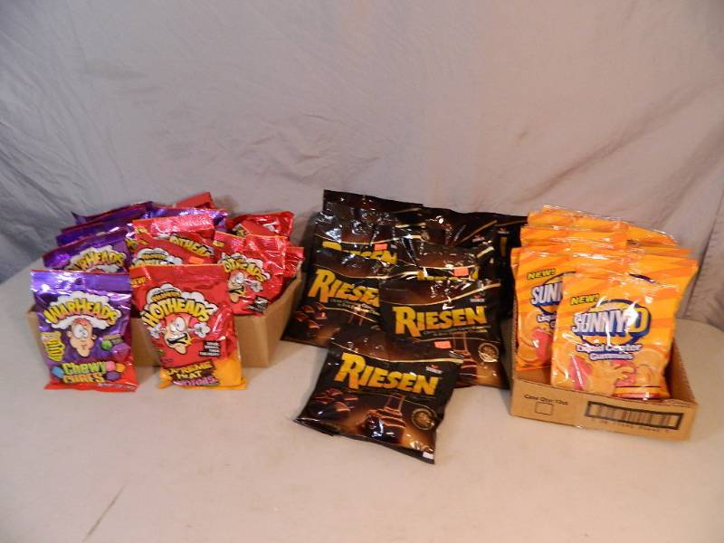 lot 204 image: New Candy