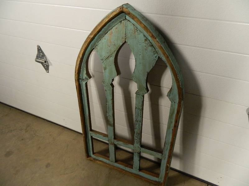 lot 16 image: Handmade Wood Window
