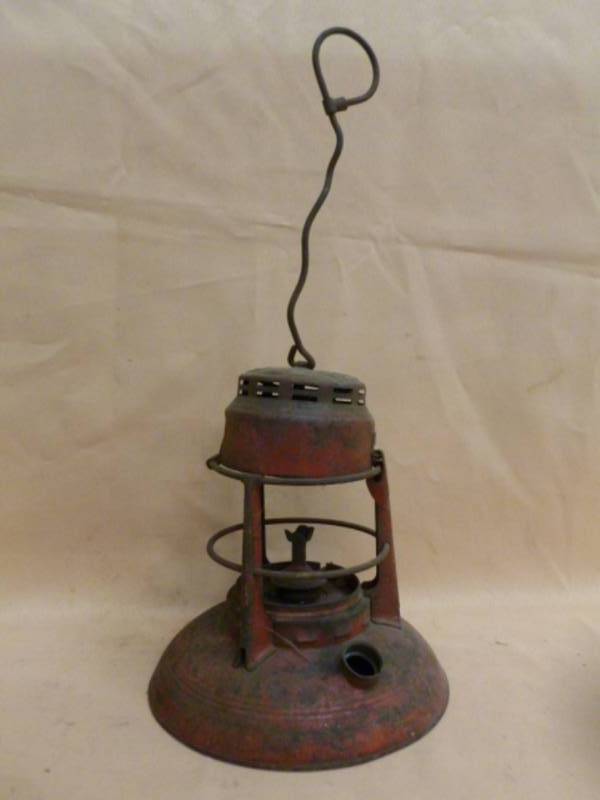 lot 11 image: Vintage Dietz