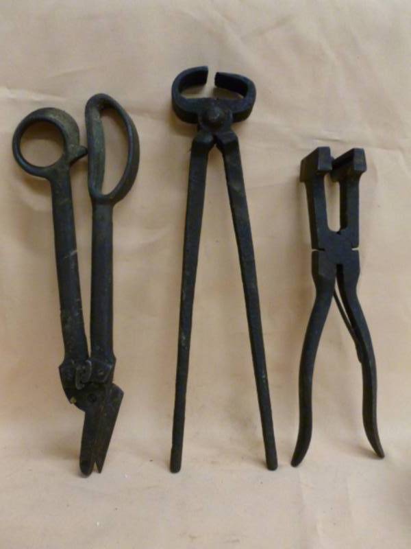 lot 50 image: Antique Tools