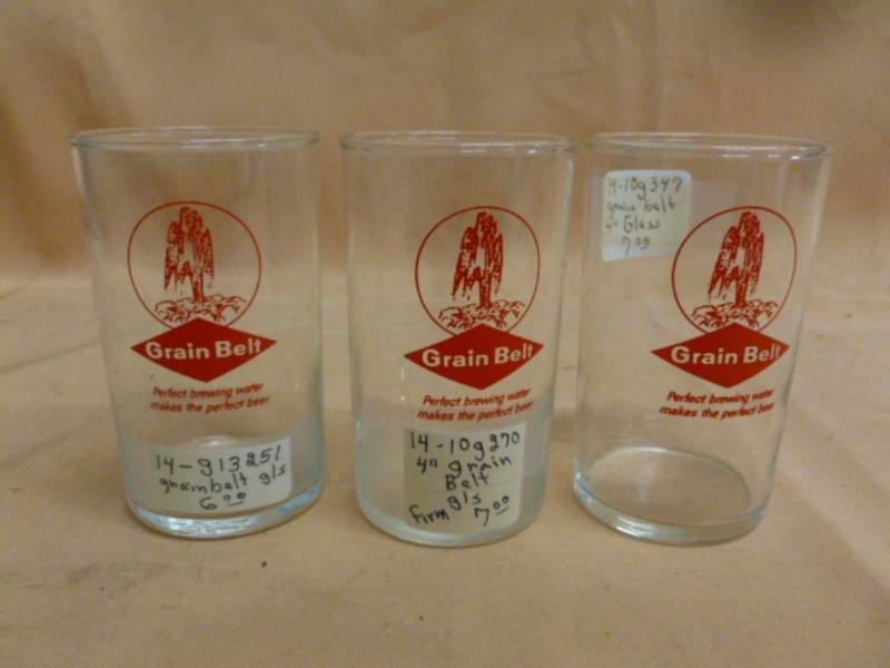 lot 102 image: Vintage Grain Belt