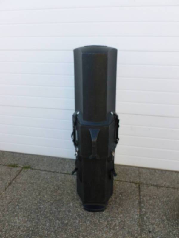 lot 107 image: Golf Club Case