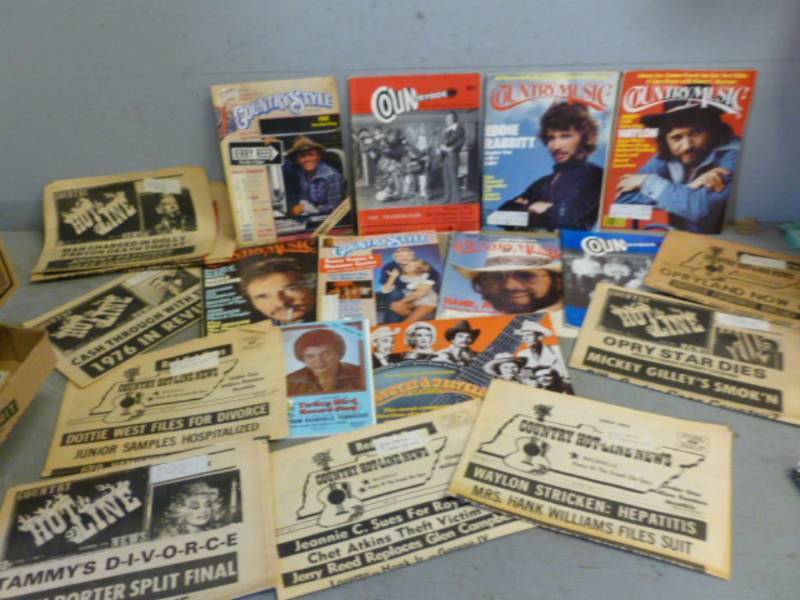 lot 118 image: Collectible