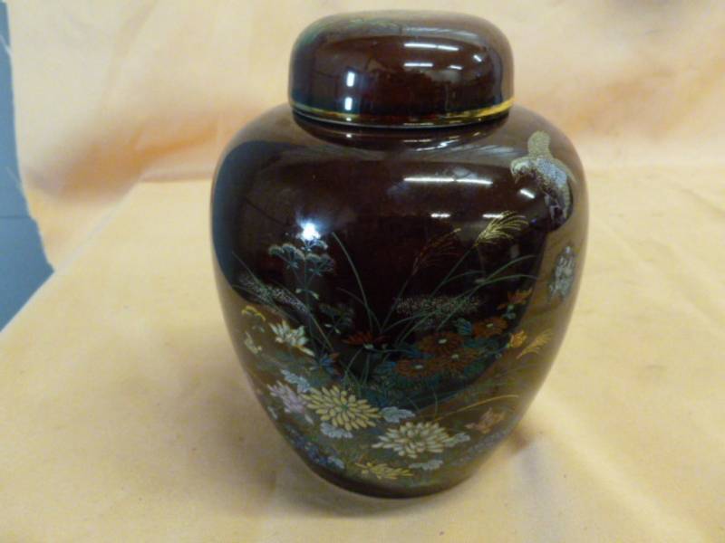 lot 156 image: Vintage Ginger Jar