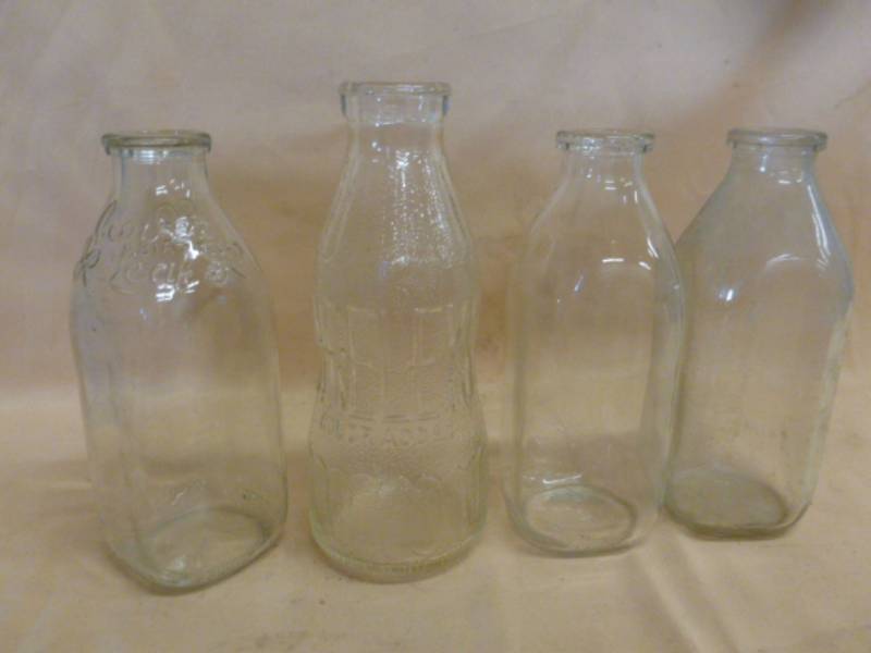 lot 166 image: Vintage Milk Bottles