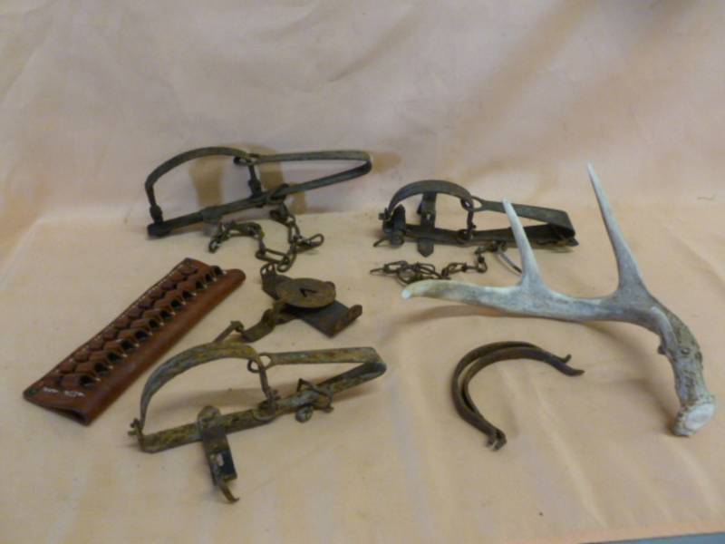 lot 167 image: Traps