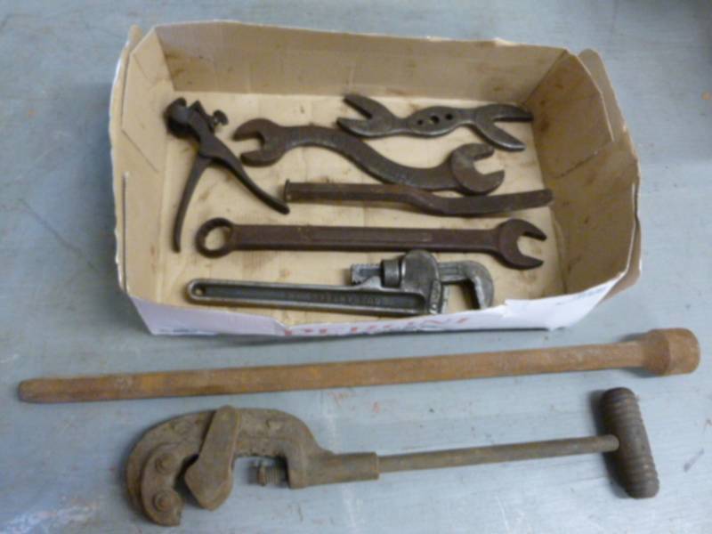 lot 171 image: Vintage Tools