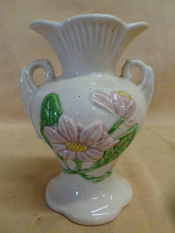 lot 200 image: Vintage Hull