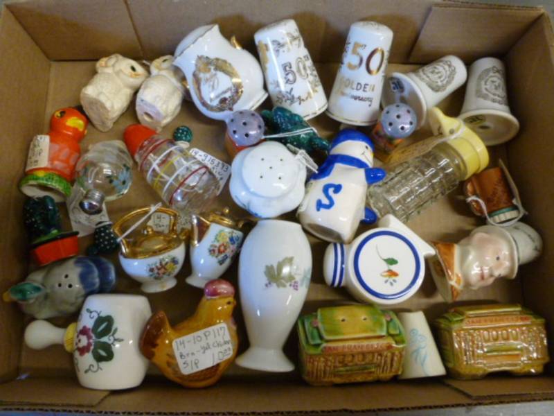 lot 219 image: Salt & Pepper Shaker Sets