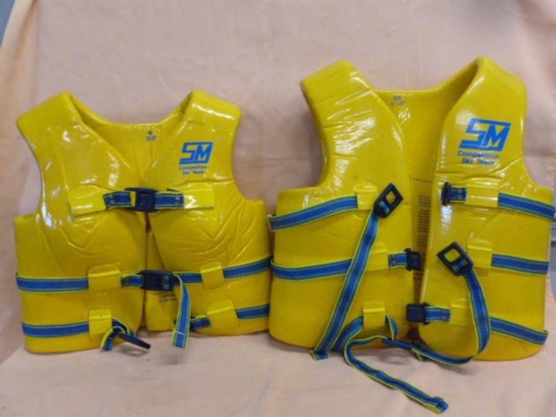 lot 250 image: Life Jackets