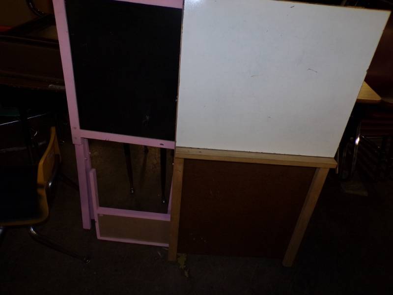 lot 108 image: 2 Easel Boards