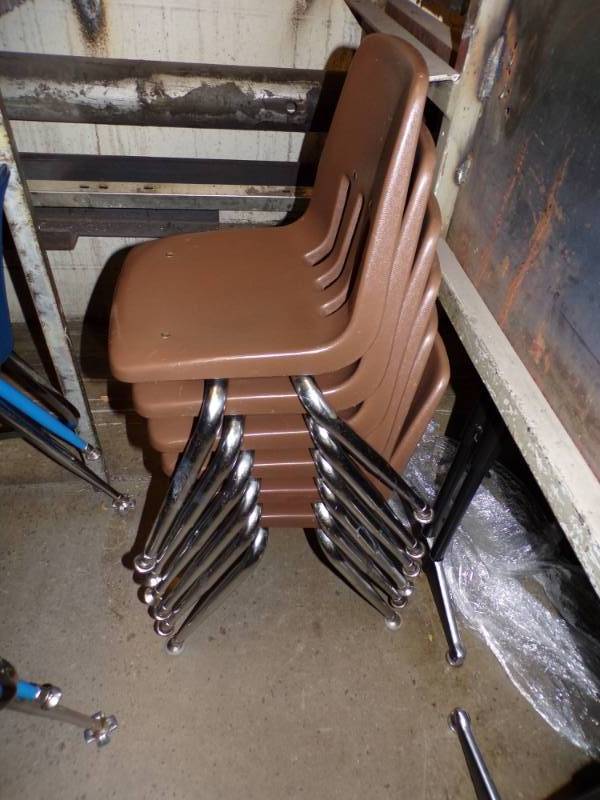 lot 109 image: Lot of 6 brown kids chairs