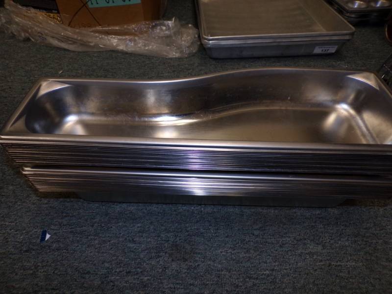 lot 138 image: Lot of Stainless Steel Trays