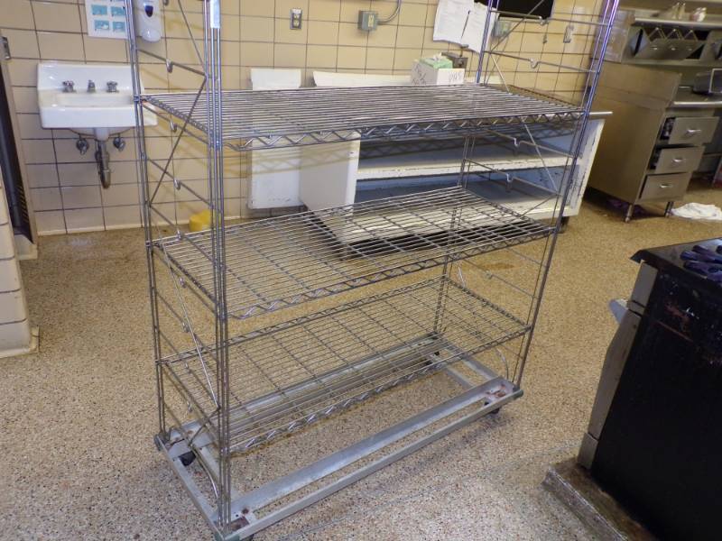 lot 148 image: Shelf on Wheels