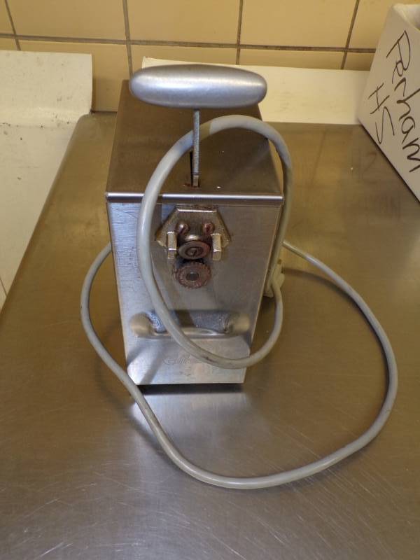 lot 149 image: Commercial Can Opener