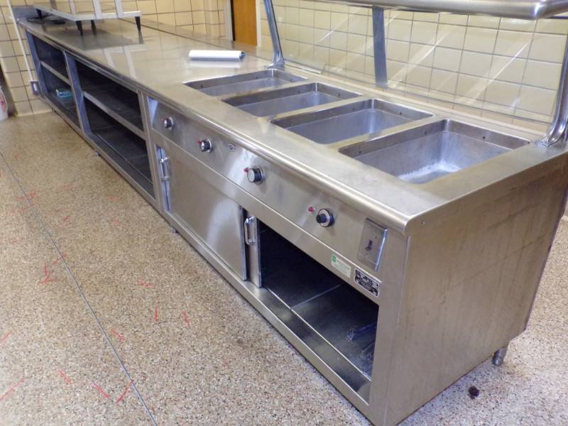lot 156 image: Stainless Steel Serving Table with Warmer 15