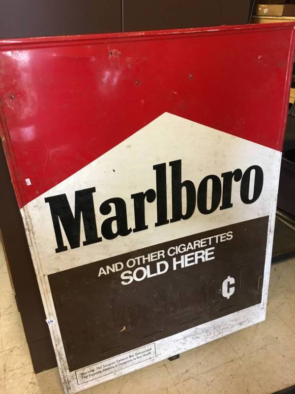 lot 15 image: Marlboro Price Sign
