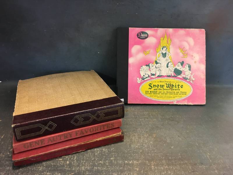 lot 21 image: Vintage Vinyl Albums