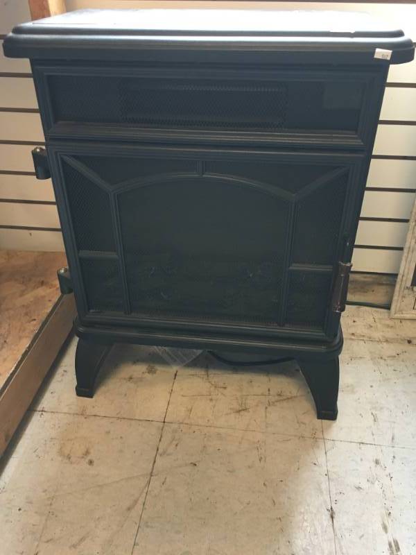 lot 61 image: electric heater fireplace