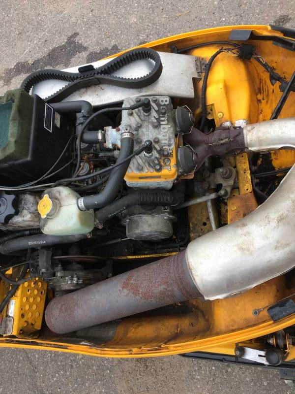 lot 4 image: 1997 Ski Doo MXZ 440 LC
