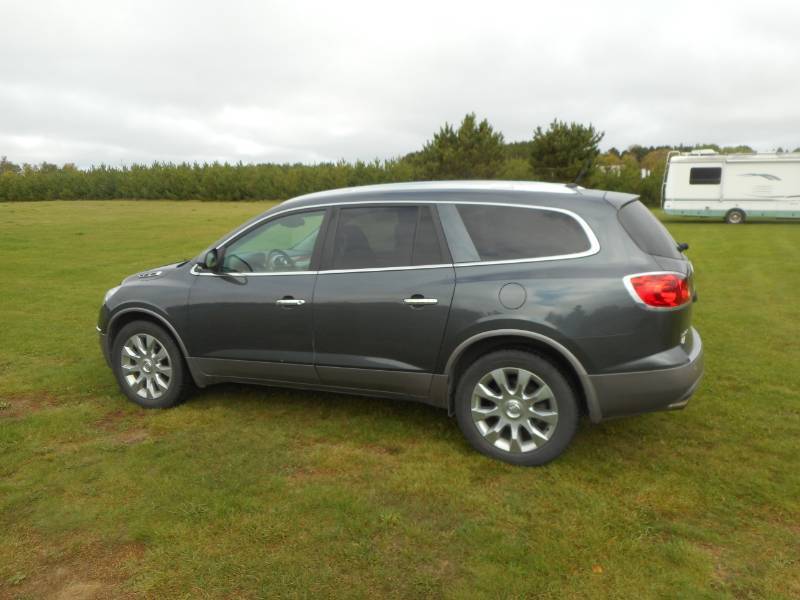 lot 4 image: 2012 Buick Enclave AWD
