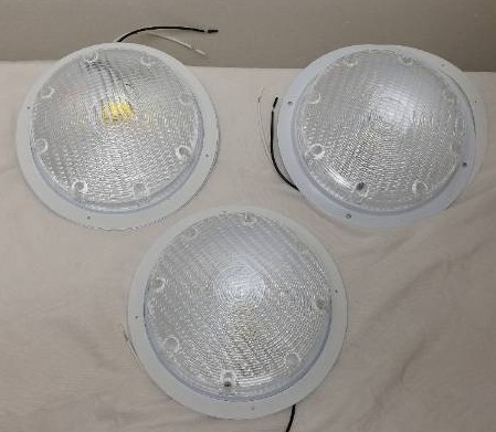 lot 42 image: NEW 8 in. Flush Mount Light for recreation vehicles (3)