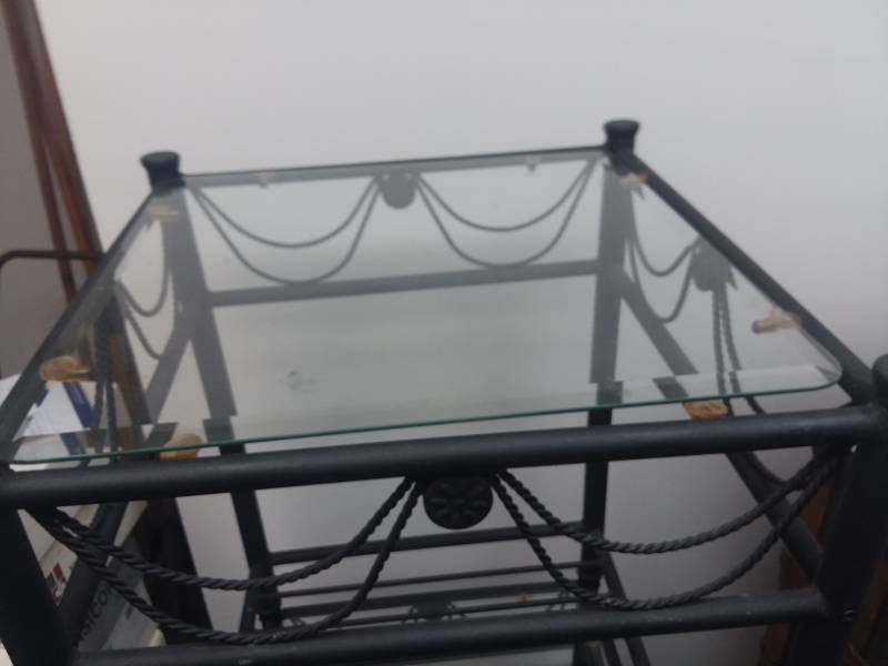 lot 9 image: Metal and Glass Accent Tables (2)