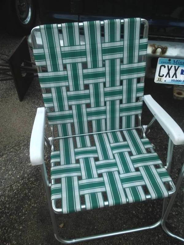 lot 206 image: Three fold up lawn chairs, Webbed, excellent.