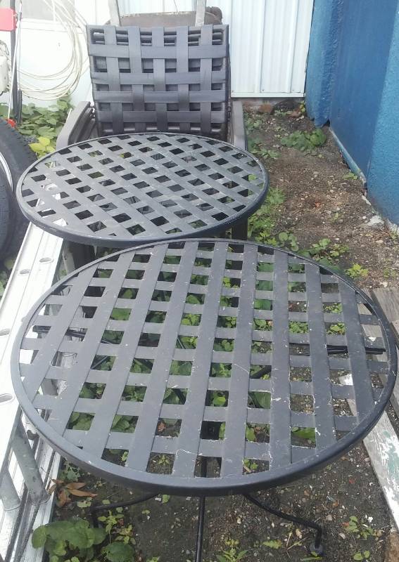 lot 207 image: Outdoor furniture Four chairs, two tables