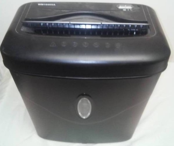 lot 50 image: Paper shredder - working