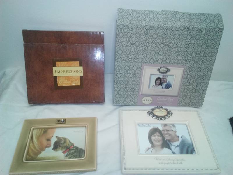 lot 58 image: Picture frames - 2 - new.