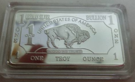 lot 106 image: NDSU Bison 1 troy ounce .999 Pure German Silver