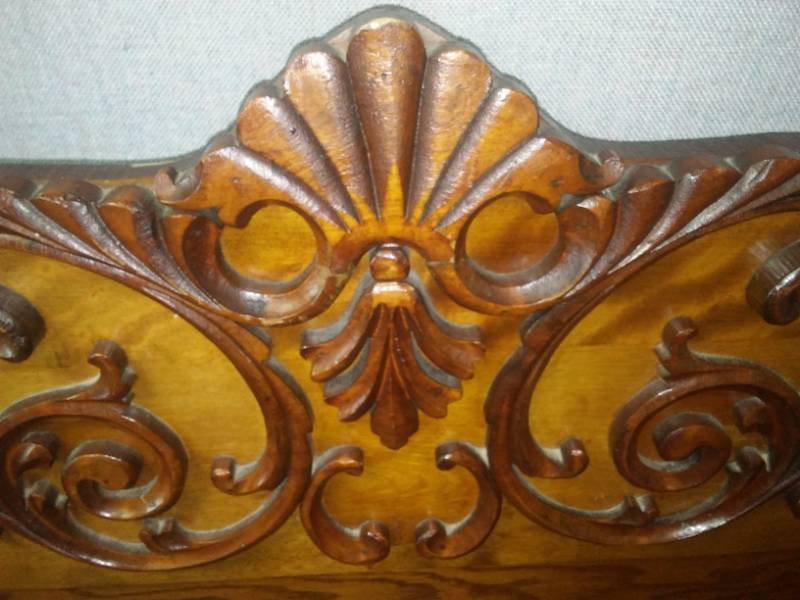 lot 314 image: Antique headboard, footboard, rails. Very ornate