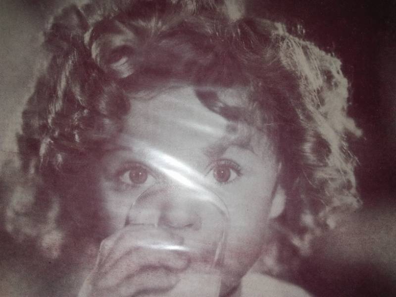 lot 330 image: Shirley Temple 1938 Drink milk daily photo. Sealed original.