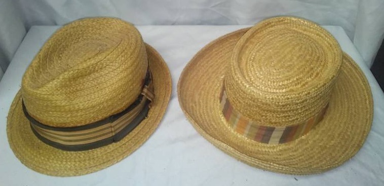 lot 339 image: Vintage 2 straw hats