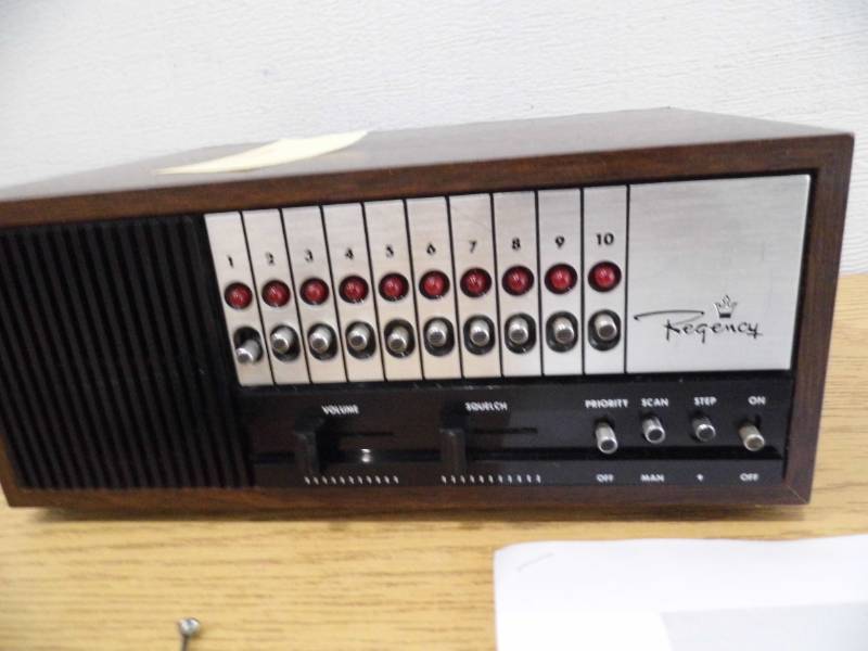 lot 7 image: Monitoradio Receiver