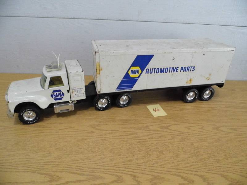 lot 46 image: NAPA Metal Toy Semi