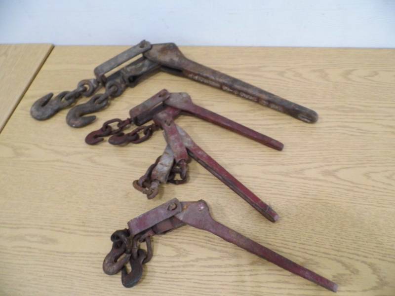 lot 52 image: Chain Binders