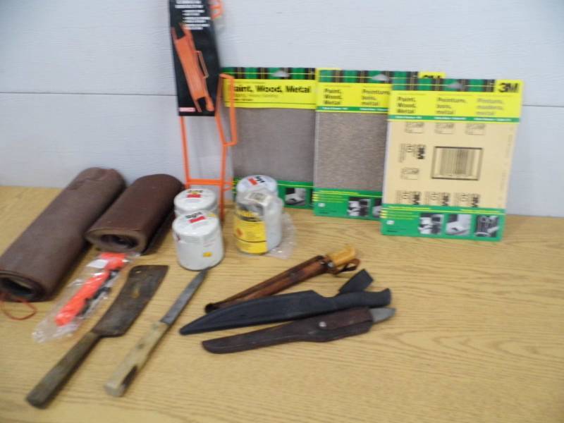 lot 58 image: Sandpaper - Tools - Filet Knives