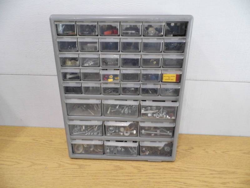 lot 62 image: Organizer w Hardware