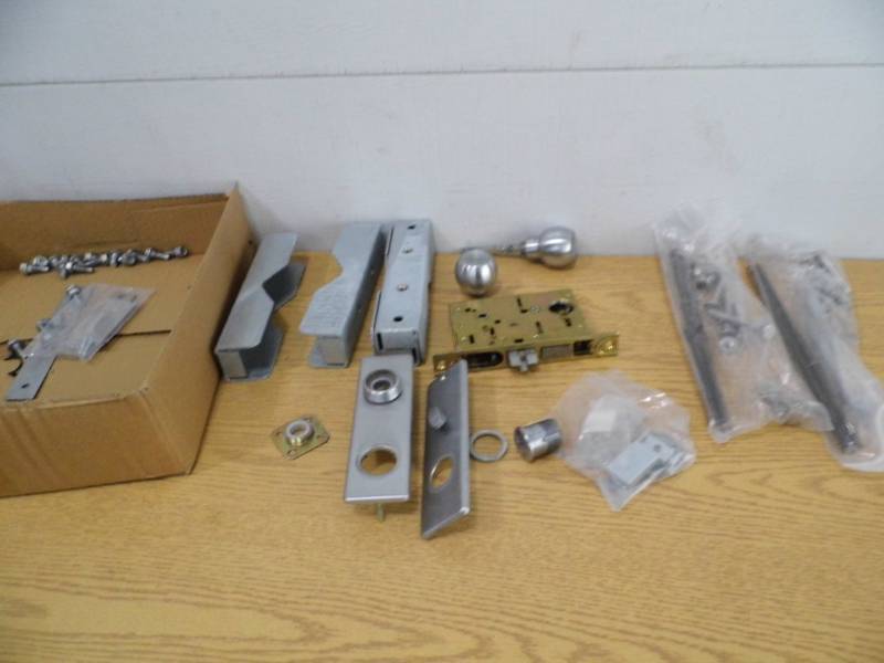 lot 77 image: Door Hardware