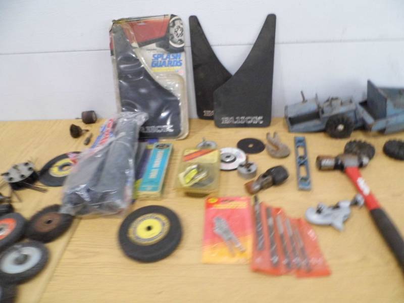 lot 82 image: Tools - Splash Guards