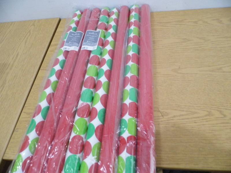 lot 88 image: 8 Rolls Hallmark Wrapping Paper